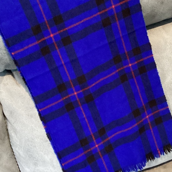 100% Wool scarf Scotland - Picture 5 of 5